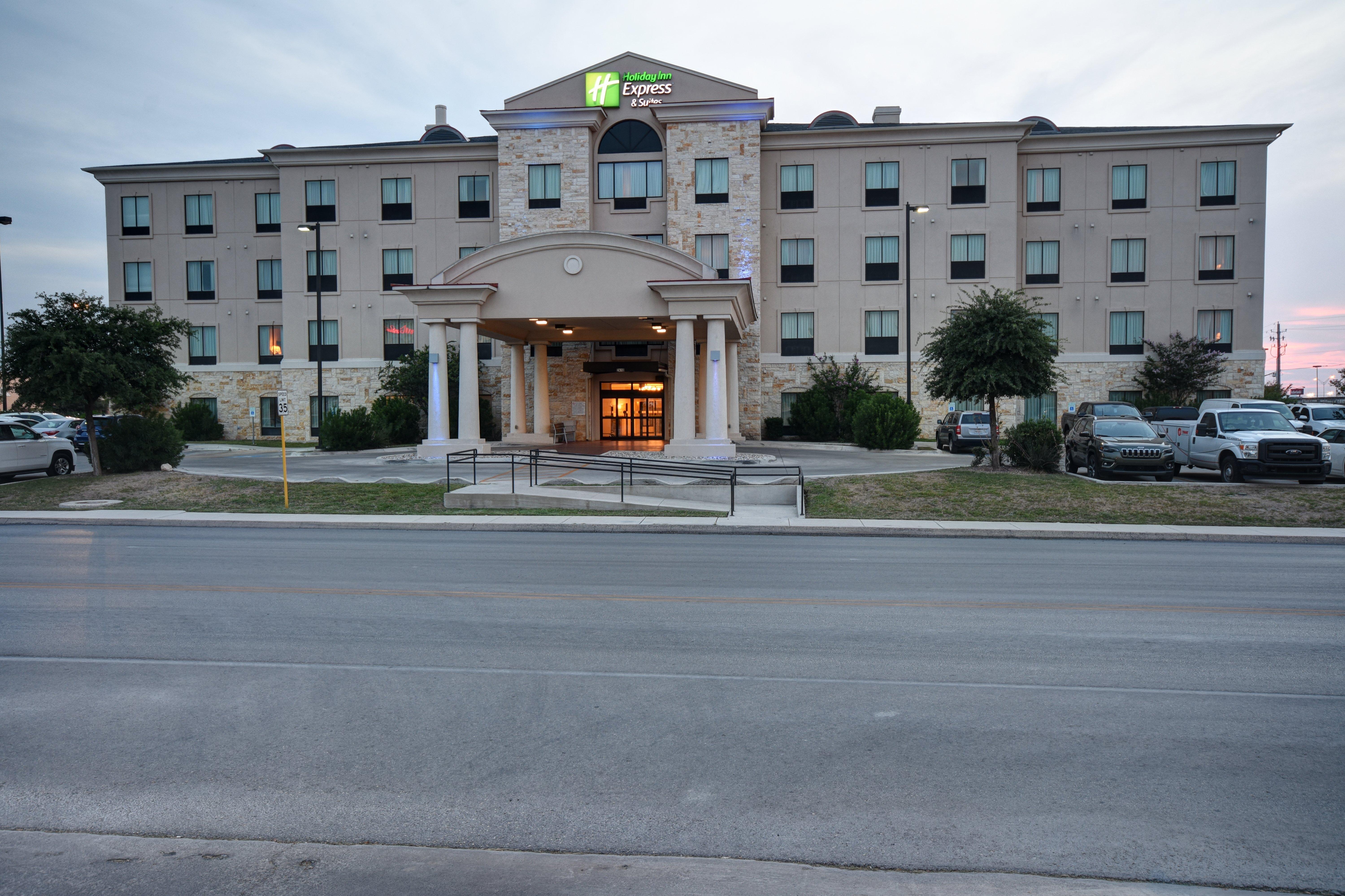 Holiday Inn Express & Suites Del Rio By Ihg Kültér fotó