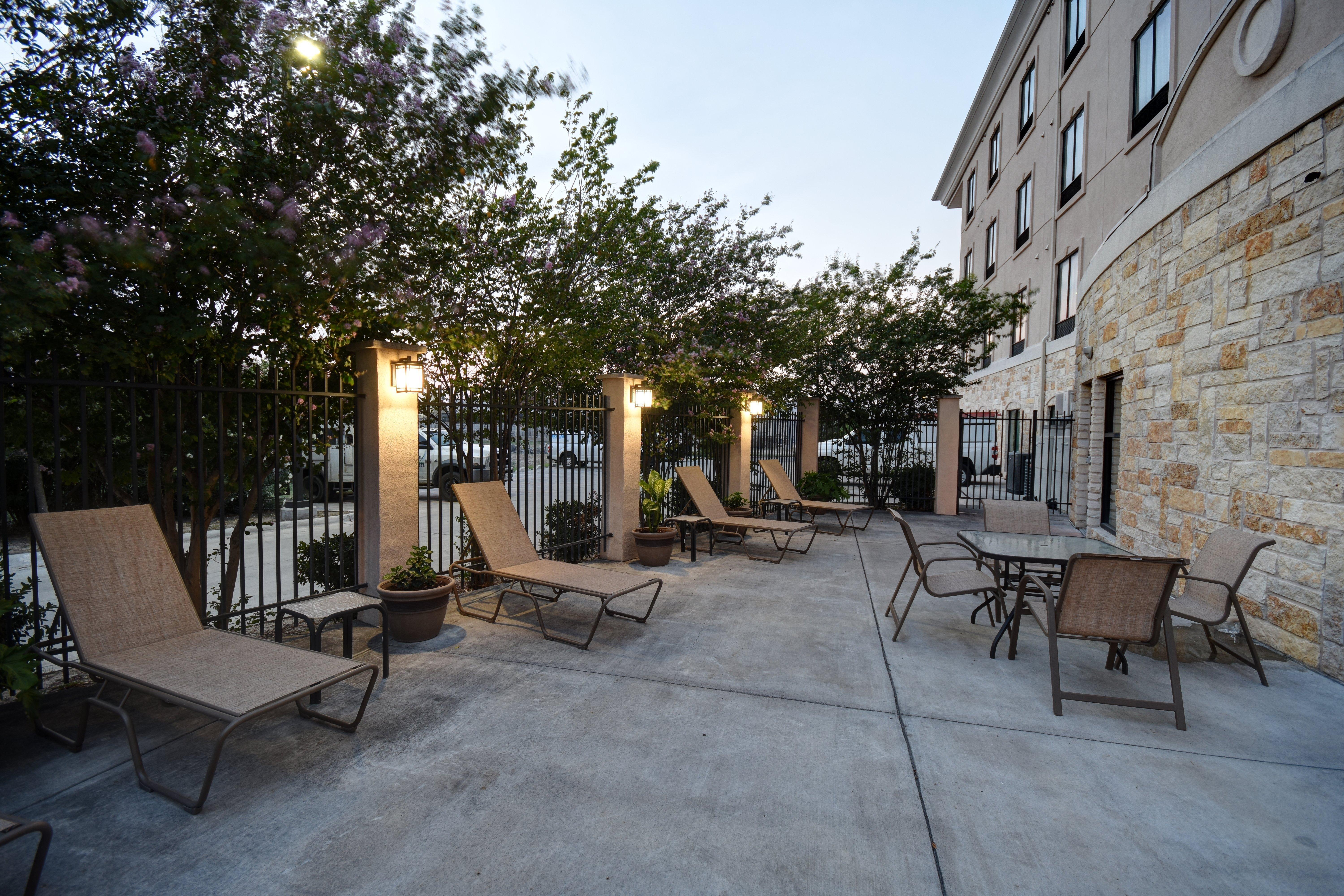 Holiday Inn Express & Suites Del Rio By Ihg Kültér fotó