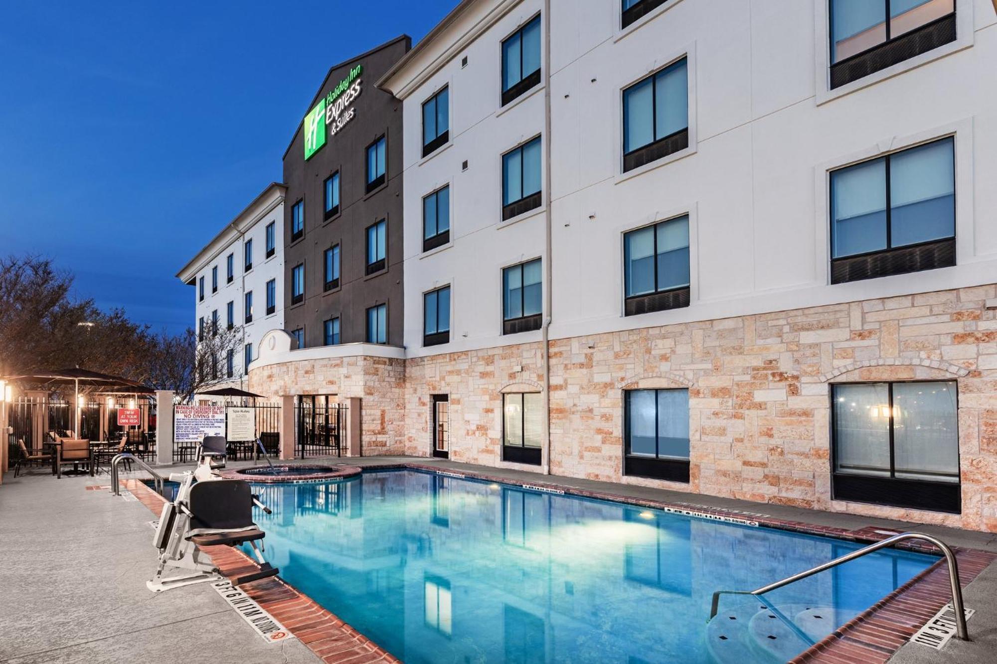 Holiday Inn Express & Suites Del Rio By Ihg Kültér fotó