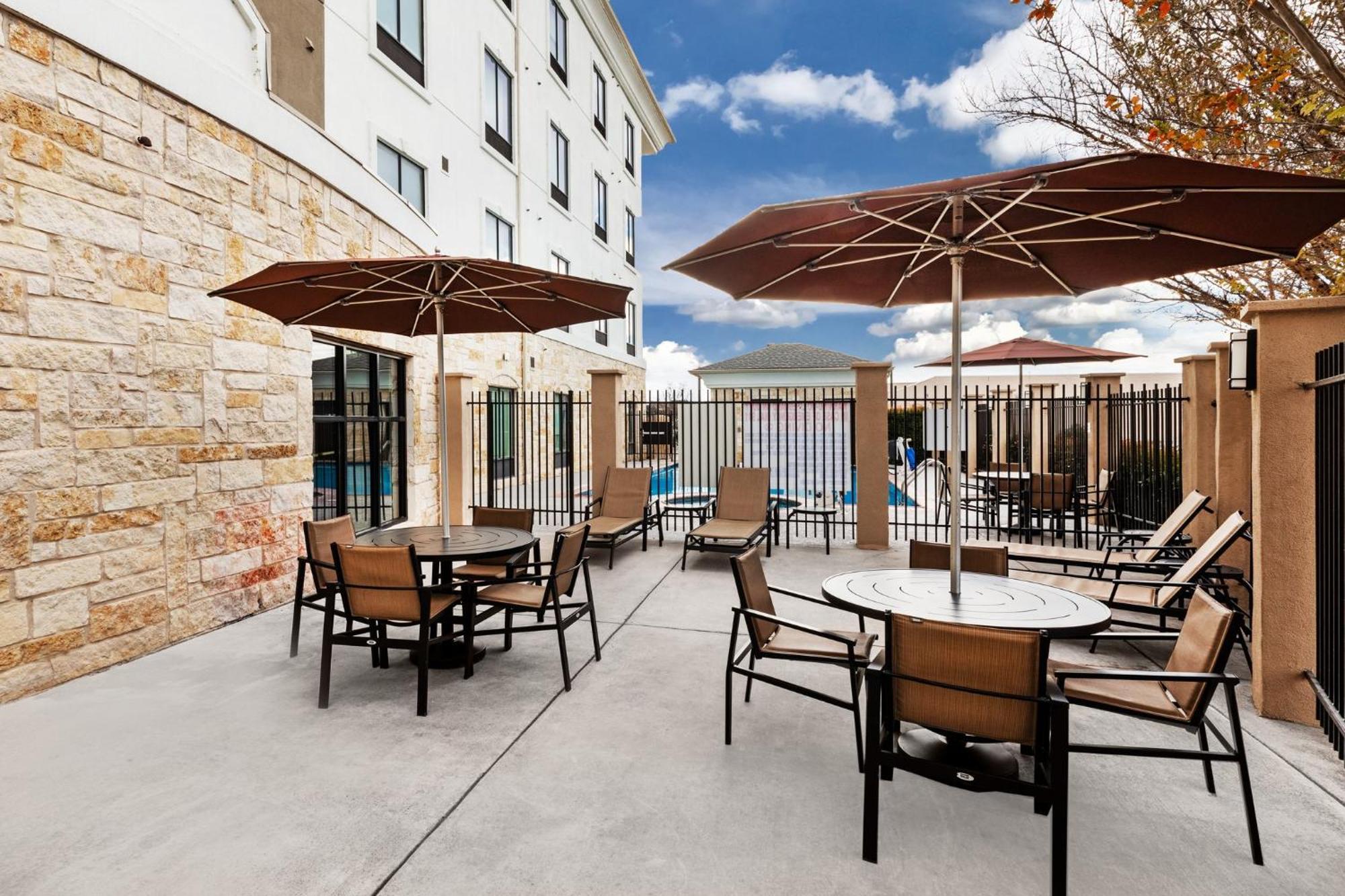 Holiday Inn Express & Suites Del Rio By Ihg Kültér fotó