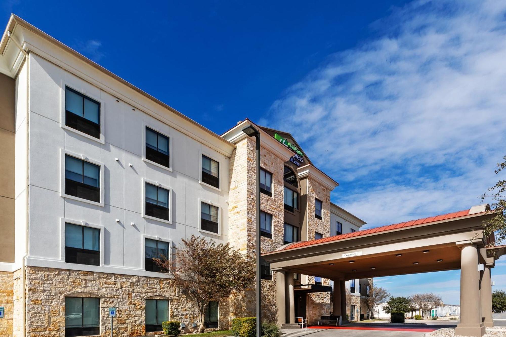 Holiday Inn Express & Suites Del Rio By Ihg Kültér fotó